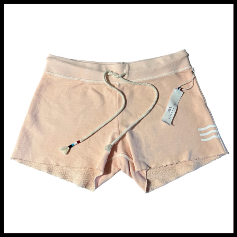 SOL ANGELES NWT Coastal Waves Short in Peach
